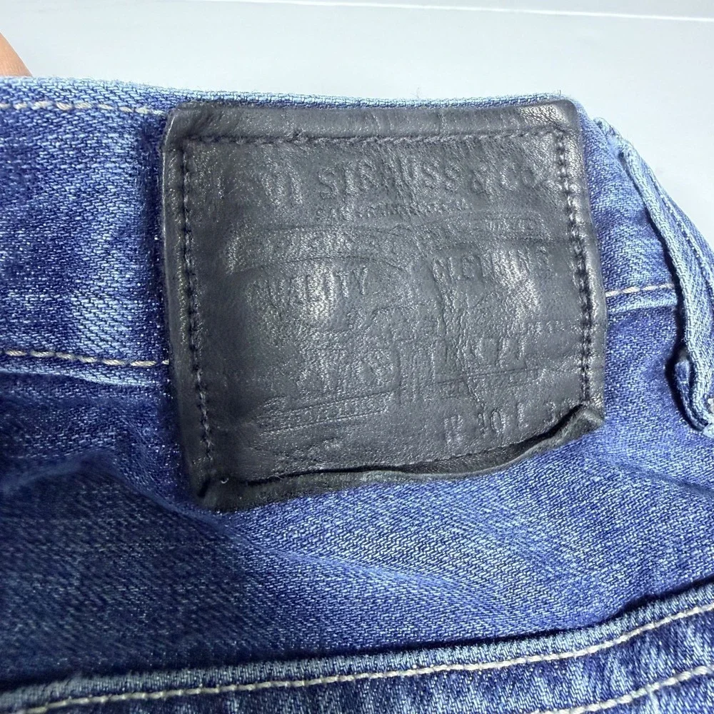 Levi's 569 Straight Leg Jeans Mens 40x30 Blue Denim Cotton Loose Fit‎ Black Tag